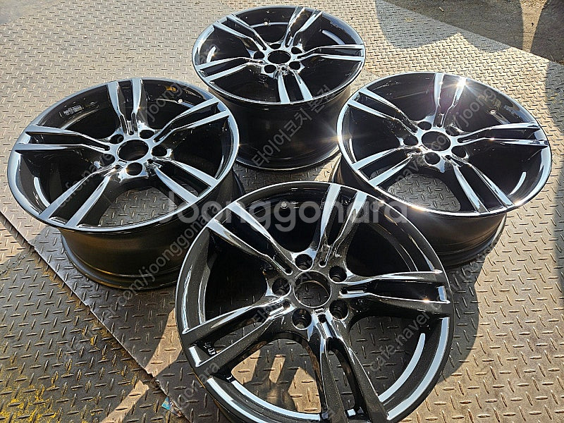 18인치 BMW F30 3시리즈 400M 유광블랙 정품...--5
