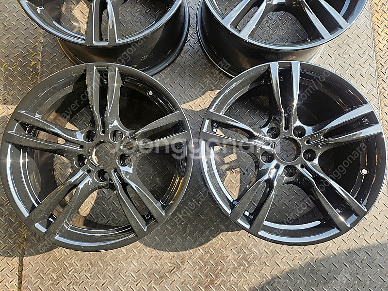 18인치 BMW F30 3시리즈 400M 유광블랙 정품...--7