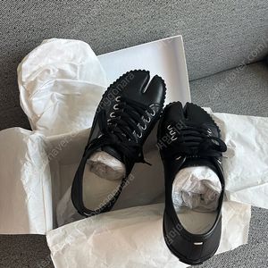 메종마르지엘라 타비 레더 스니커즈 250 새것