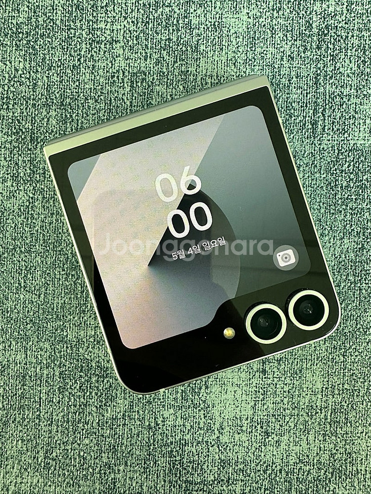 *새상품급* 갤럭시Z플립6 256G 실버 24년 9월개...--1