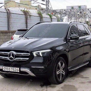 중고차 벤츠 GLE클래스(4세대) GLE 300d 4매틱 20년형 82,000키로 중고차전액할부 ★ 여유자금 ★ 수원 ★ 이미지