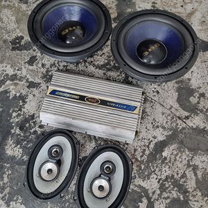 우퍼2개, 6x9스피커, 2채널 앰프 세트 일괄 판매