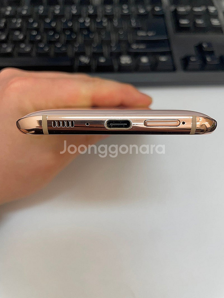 갤럭시A80 골드 128GB 상태좋은 중고11만팝니다.--5