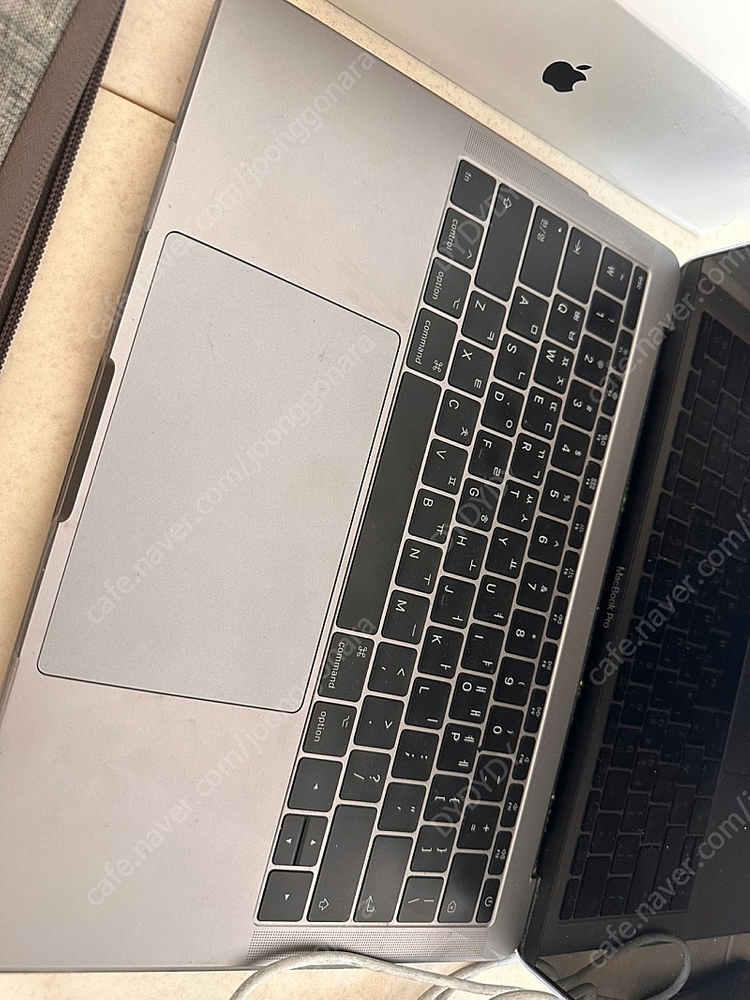 [맥북프로] 2018구입 2017년형 맥북프로 13인치 논터치바 (a1708) 판매합니다 이미지