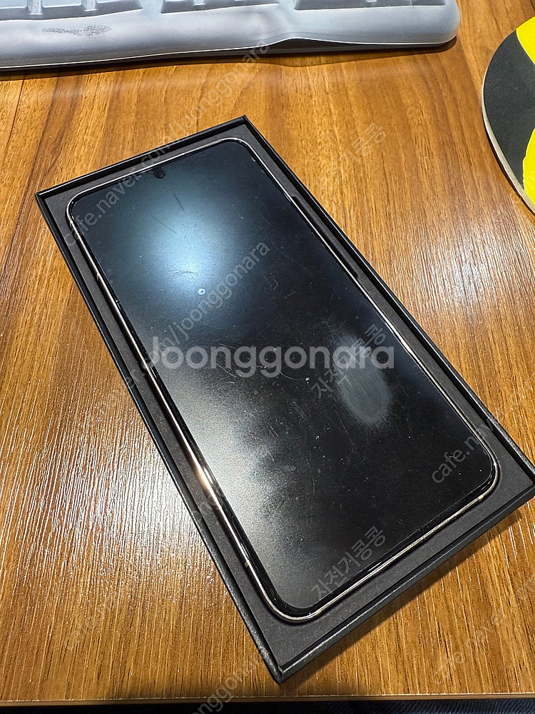 갤럭시 s22 / s901 골드핑크 256G 팝니다.--1