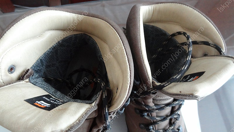 잠발란 여성 37--6