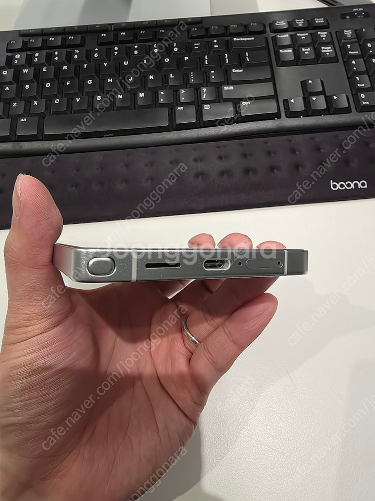 갤럭시 S25 울트라 1tb 화이트 S급 판매합니다--5