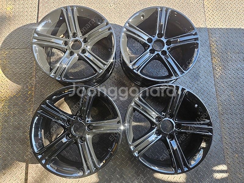 17인치 BMW F30 3시리즈 유광블랙 네비팩 순정휠...--0