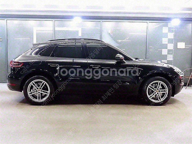 포르쉐 중고 포르쉐 마칸 중고 검정색 2015년식 58...--3