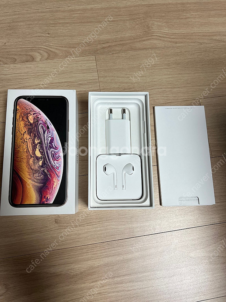 아이폰 XS 골드 64GB 팝니다--0