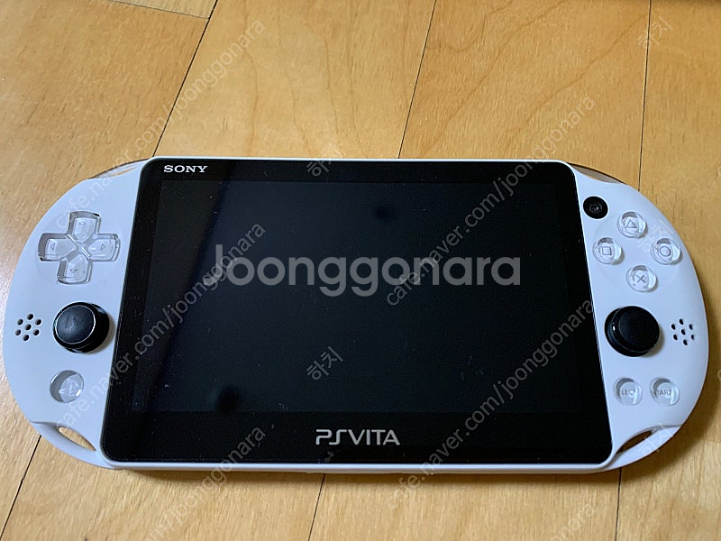 [대전] PS VITA 2세대 화이트 풀박스 판매합니다...--3