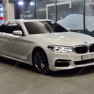 BMW 5시리즈 중고 BMW 520D 중고 5시리즈 중고차 할부 흰색 2018년식 520d xDrive M 스포츠 플러스 중고차 시세