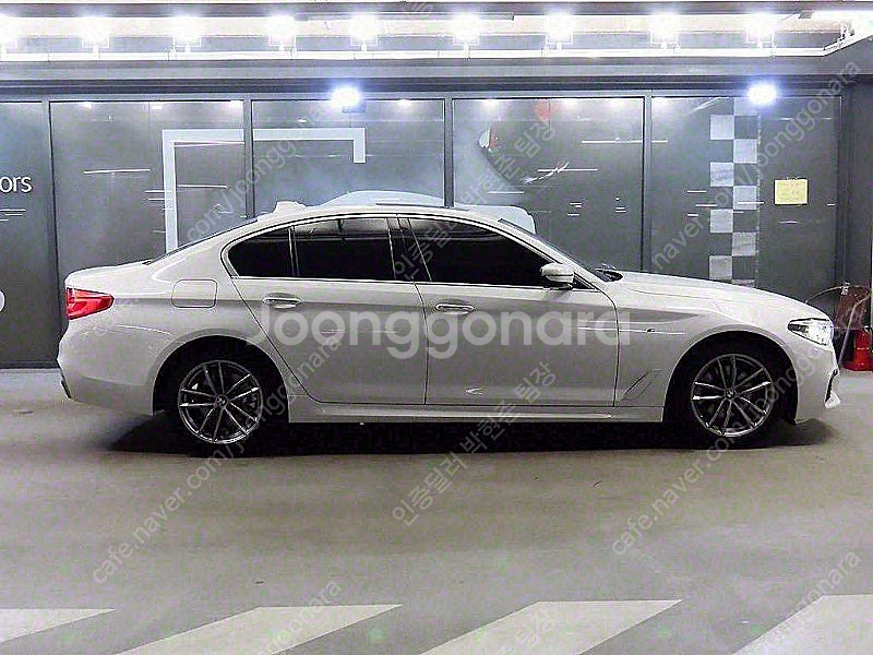 BMW 5시리즈 중고 BMW 520D 중고 5시리즈 중...--3