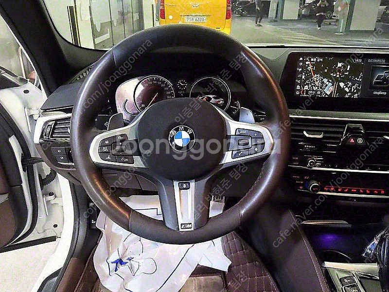 BMW 5시리즈 중고 BMW 520D 중고 5시리즈 중...--8