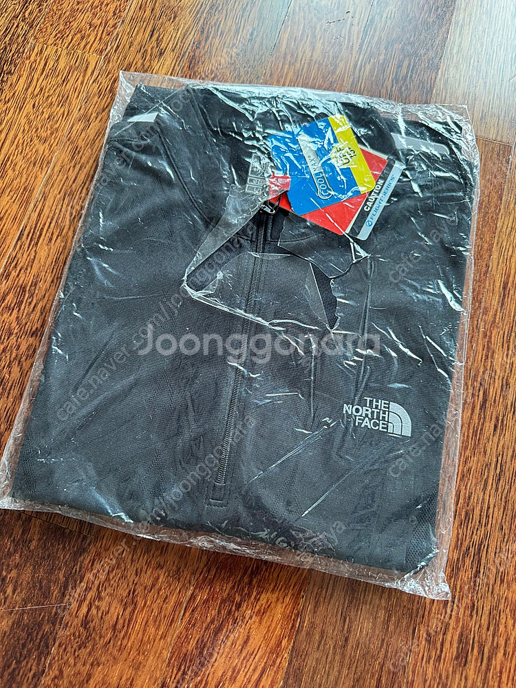 노스페이스 반팔 하프넥 쿨맥스 새상품--1