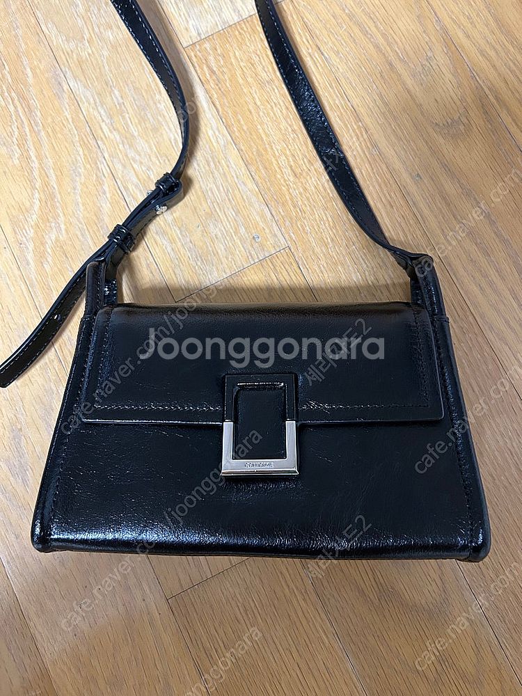 쿠론 가방 팝니다--0