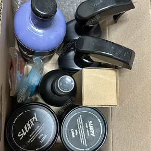러쉬(LUSH) 바디스프레이, 향수, 샤워젤 및 바디로션, 샴푸바 일괄 팝니다