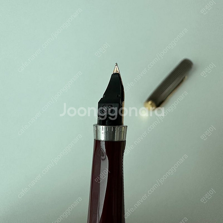파카75 희귀 프로토타입 레드섹션 만년필 판매--1