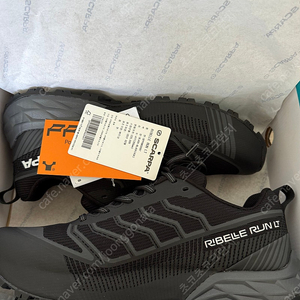 스카르파 트레일런닝화 리벨레 런 LT SCARPA 품번: dfpxm33087
