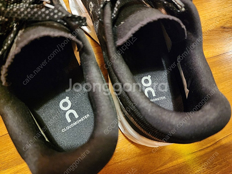 온러닝 마라톤 런닝화 클라우드몬스터2 블랙 270사이즈...--6