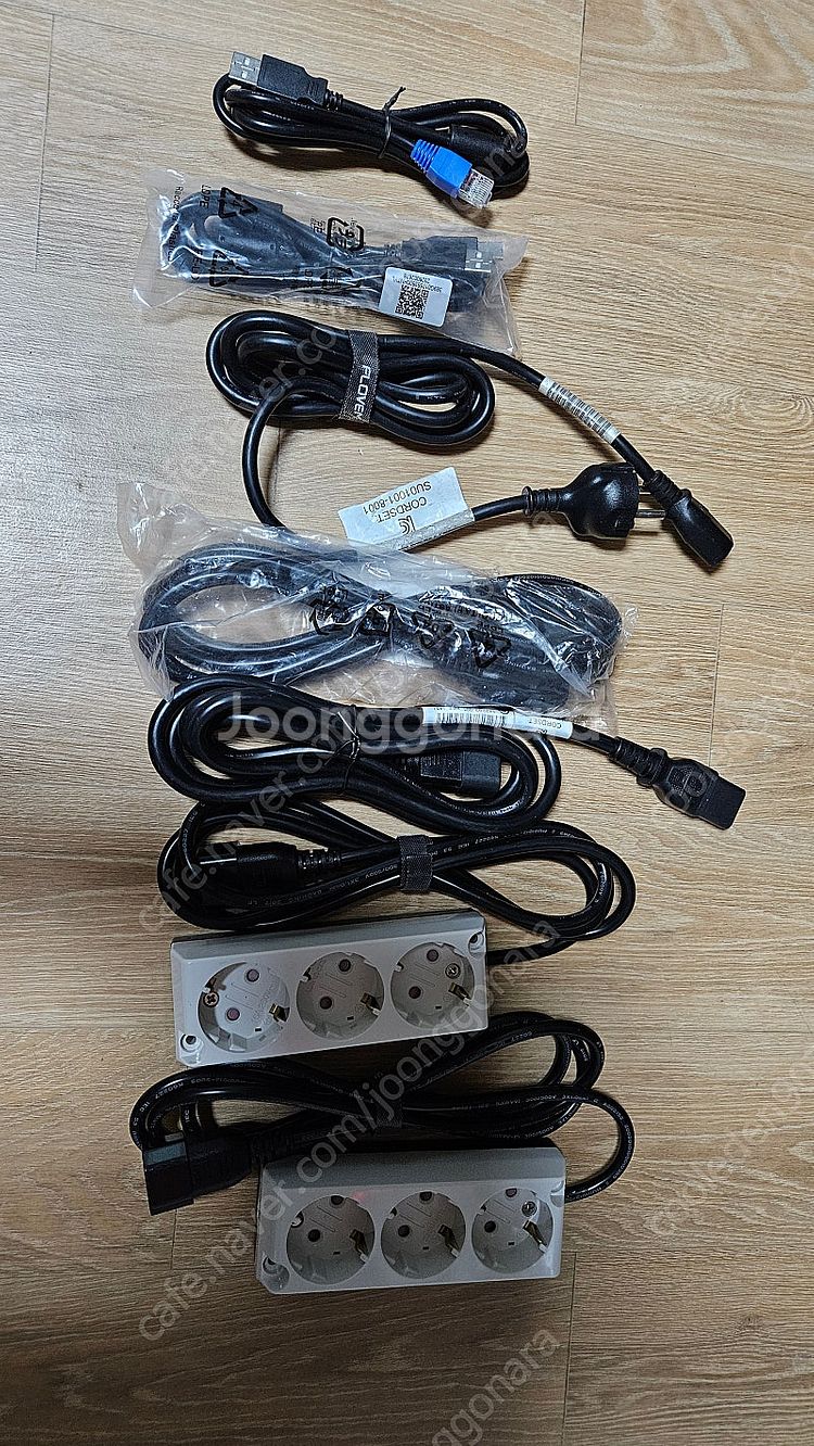 APC SMART-UPS 750 무정전 전원장치 팝니다--4