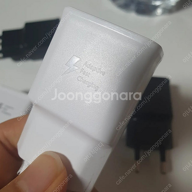 삼성 LG 15W 고속충전기 팝니다.3개 만원--2