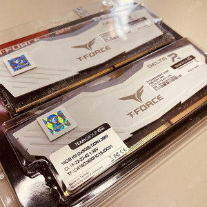 팀그룹 팀포스 화이트 DDR4 3600Mhz