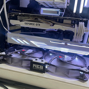 그래픽카드 쿠거 쿨러 화이트 led 120 PCI 슬롯 브라켓
