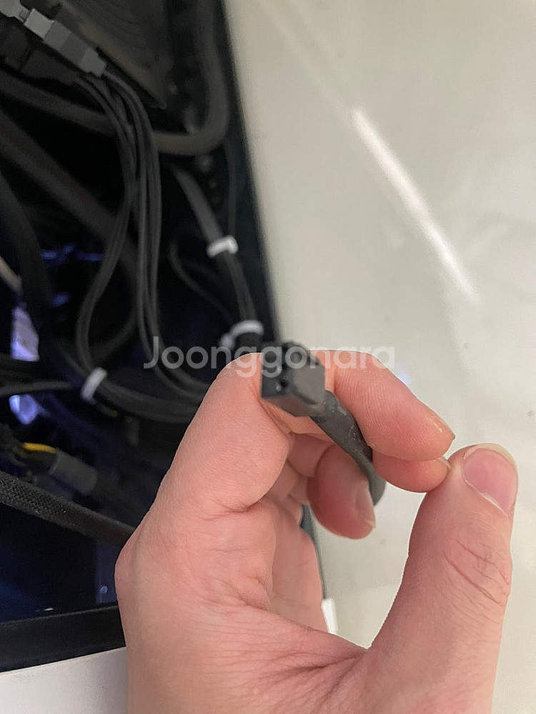 그래픽카드 쿠거 쿨러 화이트 led 120 PCI 슬롯...--4