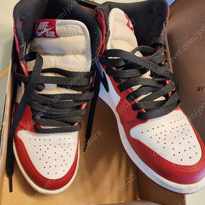 Air Jordan 1 Retro High OG BG 230