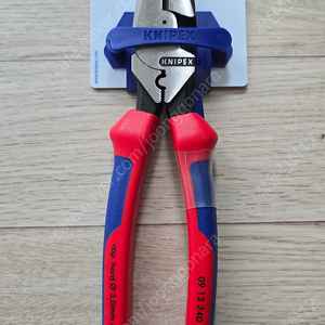 크니펙스 9인치 펜치, 크레인툴스 스트리퍼