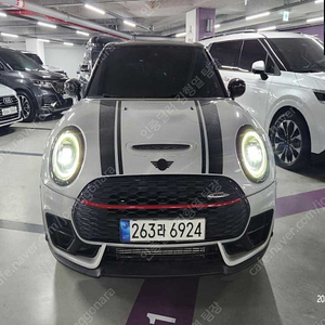 미니 클럽맨 중고 미니쿠퍼 중고 가격 은색 2022년식 49,478km JCW 중고차카페