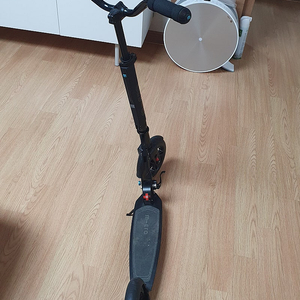 마이크로 킥보드 어반 메트로폴리탄 스쿠터 판매합니다