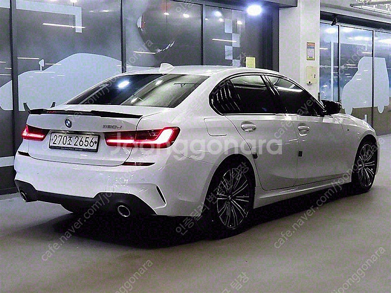 BMW 3시리즈 중고 BMW 3시리즈 중고차 할부 흰색...--4