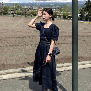 ahwe아위 스모킹 원피스 Ivy Smoking Dress NAVY