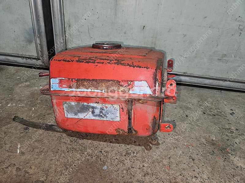 경운기 연료탱크--1