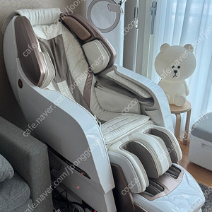 바디프렌드 팬텀2 브레인 아틱화이트