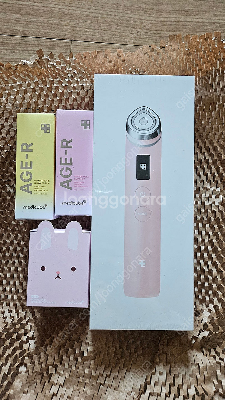 (정품 새상품) 메디큐브부스터프로+핑크토끼헤드+ 앰플2...--0