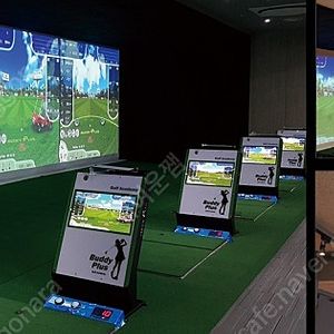 버디플러스 카메라센서형 중고타석스크린골프 판매합니다 구성:키오스크본체,후방모션카메라,2CH천장카메라센서, 무료50개 CC