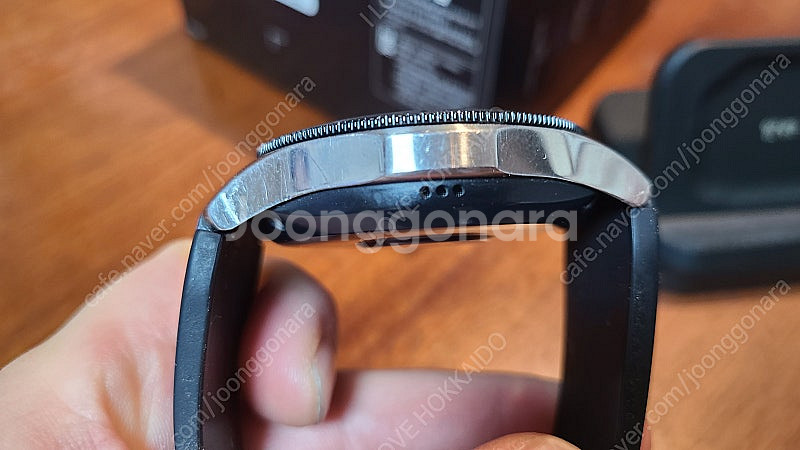 삼성 갤럭시 워치 46mm 블루투스 실버색상 팝니다--3