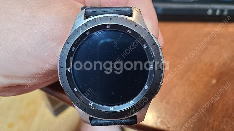 삼성 갤럭시 워치 46mm 블루투스 실버색상 팝니다--4