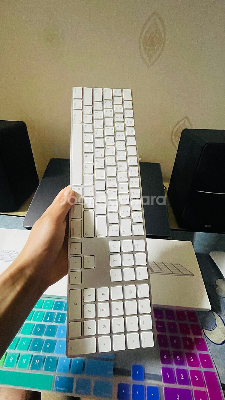 애플 매직 키보드 판매합니다--3