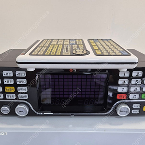 태진반주기 S60F 노래방기기 악뵤표출 HDMI 팝니다.
