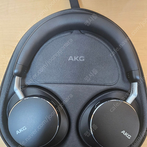 AKG N9 HYBRID