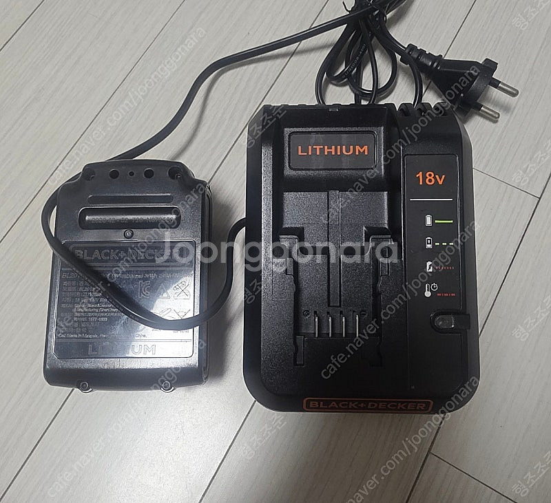블랙앤데커 BDC2A 18V 충전기--0