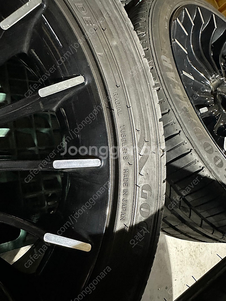 BMW f10 알피나 st19인치 휠타이어 세트 팝니다...--1