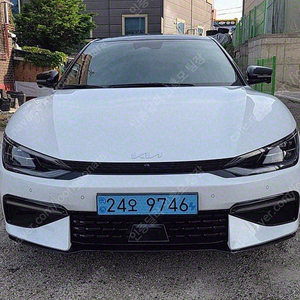 EV6 중고 EV6 중고차 흰색 2023년식 27,041km 롱레인지 AWD GT Line 수원중고차
