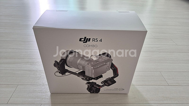 DJI RS 4 콤보 팝니다!--0