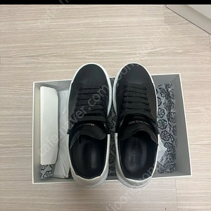 알렉산더맥퀸 오버솔 39