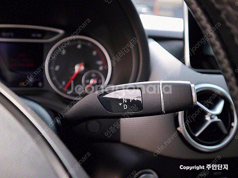 벤츠 B클래스 (MY B) B200 d 선착순 판매합니...--6